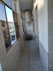 Vende-se T3 no 2.º Andar - Rua General Humberto Delgado, Fogueteiro, Seixal