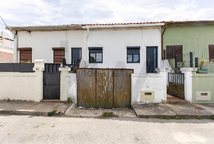 Casa ou moradia à venda em Custóias