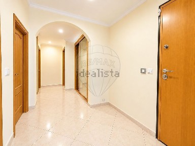 Arrendamento de apartamento T3 na Rua Vasco da Gama