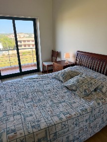 Arrendamento de apartamento T2 na Rua do Miramar