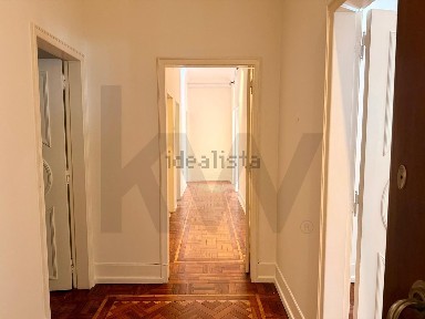 Arrendamento de apartamento T3 na Rua Dom Francisco Manuel de Melo s/n