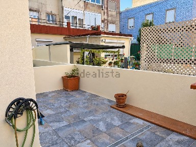 Arrendamento de apartamento T2 na Rua Afonso de Albuquerque, 1