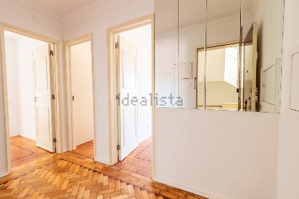 Arrendamento de apartamento T2 na Rua da República