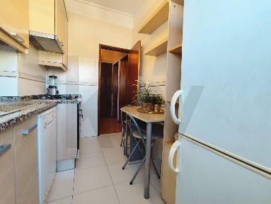Arrendamento de apartamento T2 na Avenida Professor Doutor Augusto Abreu Lopes s/n