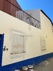 Moradia em banda à venda em Peral