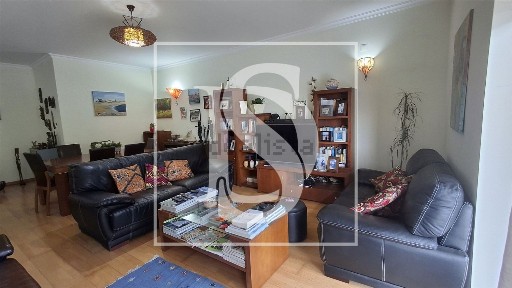 Apartamento T3 à venda em Tavarede