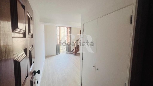 Apartamento T1 à venda na Alta - Praça da República