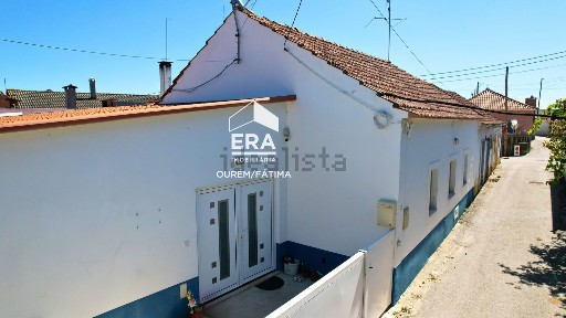 Moradia independente à venda em Seiça