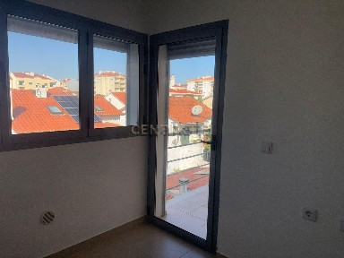 Apartamento T3 à venda em Nossa Senhora de Fátima