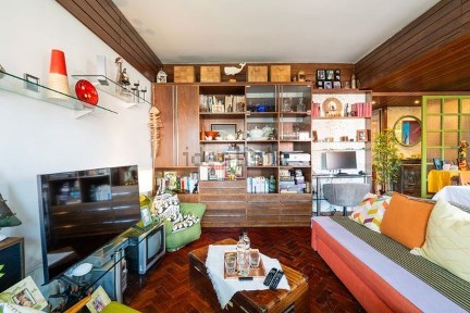 Apartamento T3 à venda na Avenida Frei Miguel Contreiras
