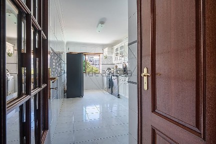 Apartamento T2 à venda na Rua Cidade de Lagos
