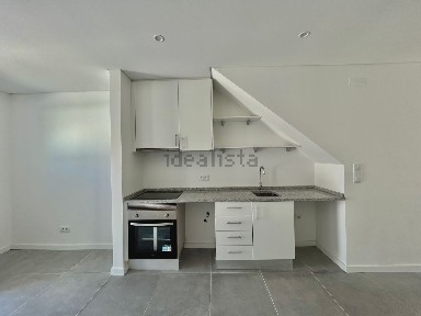 Apartamento T2 à venda na Rua do Bairro de Nova Brasilia