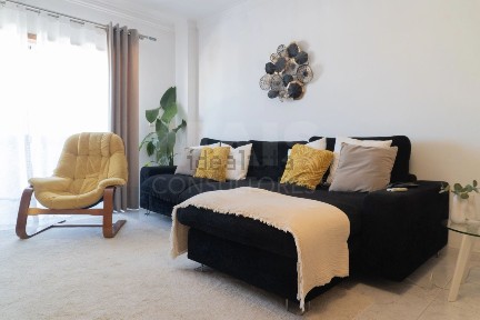 Apartamento T3 à venda em Carregado e Cadafais