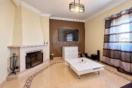 Apartamento T2 à venda na Estrada Arruda