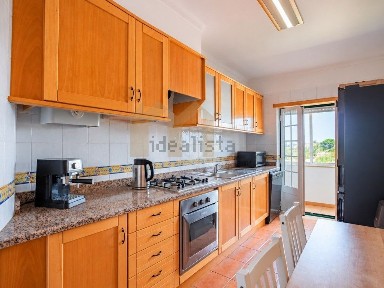 Apartamento T1 à venda na Rua do Coxo à Olaria