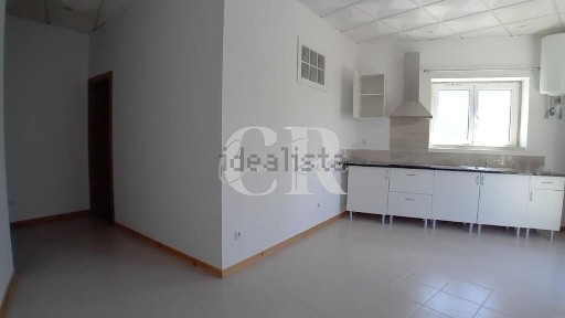 Apartamento T0 à venda em Aguda