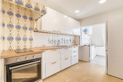 Apartamento T4 à venda na Rua Maria Silvana C.guerreiro, 46