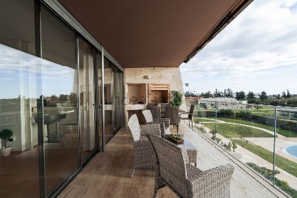 Apartamento T2 à venda em Canais do Golfe - Sector 5