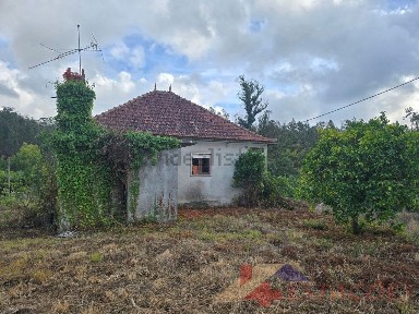 Moradia independente à venda em Pombal
