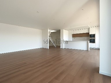 Apartamento T4 à venda na Portas da Cidade - Alto das Vinhas Grandes