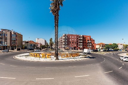 Costa de Caparica, Centro, Avenida Afonso de Albuquerque
