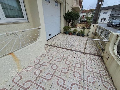 Moradia em banda à venda em Arcozelo