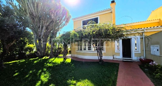 Arrendamento de casa ou moradia em Costa da Guia