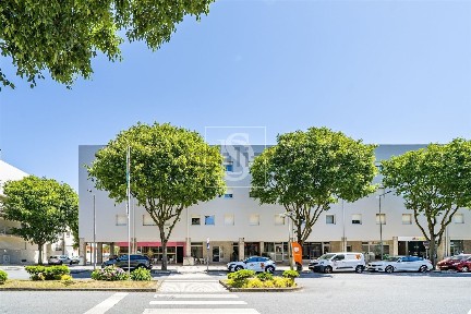 Apartamento T2 à venda na Benguiados - Santa Catarina