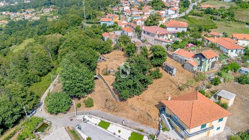 Moradia independente à venda em Campelo e Ovil