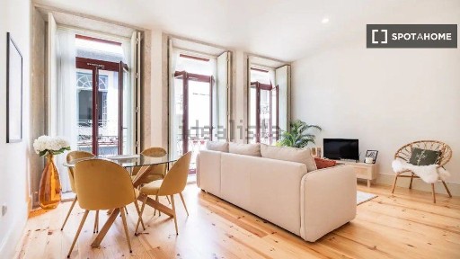 Arrendamento de apartamento T1 na Rua dos Mártires da Liberdade