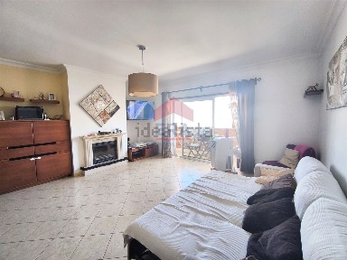 Apartamento T2 à venda na Rua Combatentes da Grande Guerra, 50