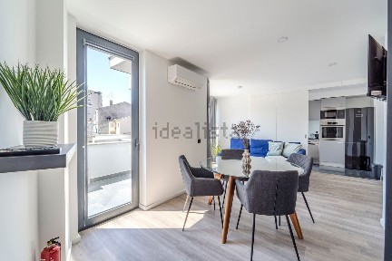 Arrendamento de apartamento T2 no Largo do Beco