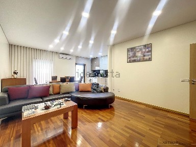 Apartamento T2 à venda na Benguiados - Santa Catarina