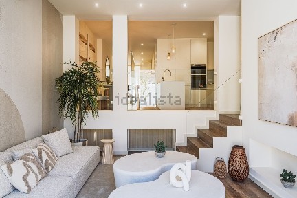 Apartamento T3 à venda na Rua de Santos Pousada
