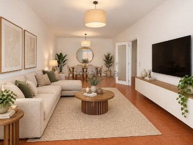 Apartamento T2 à venda na Rua Maria da Paz Varzim