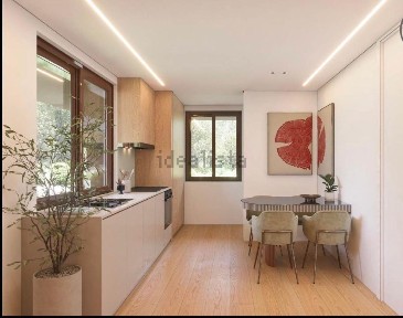 Apartamento T2 à venda na Rua dos crisantemos s/n