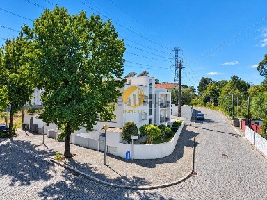 Andar de moradia à venda na Rua Professora Angelina Barros Ferreira, 10