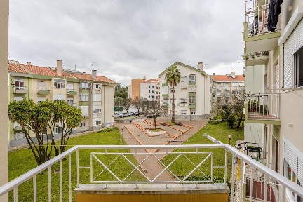 Arrendamento de apartamento T3 na Praceta António Aleixo, 10
