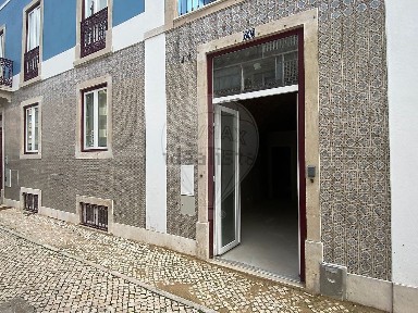 Arrendamento de espaço comercial na Rua dos Anjos