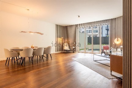 Apartamento T3 à venda no Largo das Palmeiras, 3