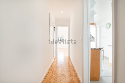 Apartamento T2 à venda na Rua do Galvão, 31