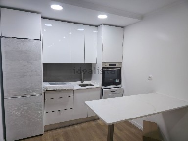 Apartamento T3 à venda na Rua Pedro Franco