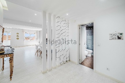 Apartamento T3 à venda na Rua Cidade de Luanda