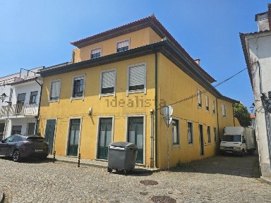 Arrendamento de apartamento T2 na Travessa dos Reserdores, 13