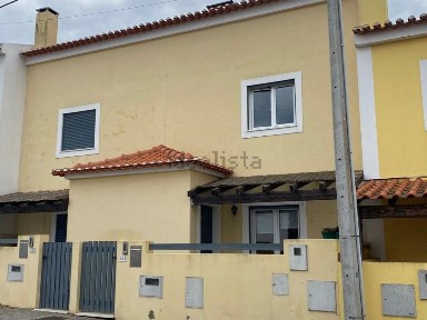 Moradia geminada à venda em Melides