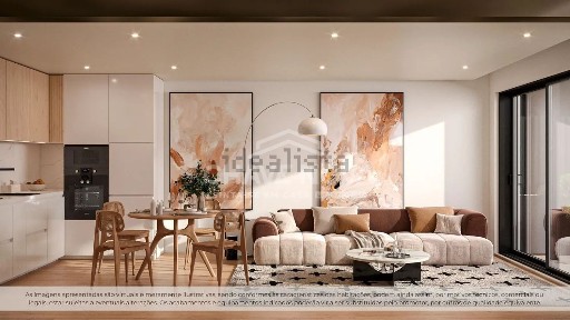 Apartamento T2 à venda na Rua Abílio Costa Couto s/n