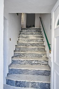 Moradia independente à venda na Travessa das Escolas