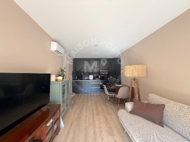 Apartamento T1 à venda na Rua Jardim, 877