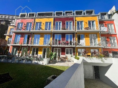 Apartamento T2 à venda na Rua da Vitória, 158