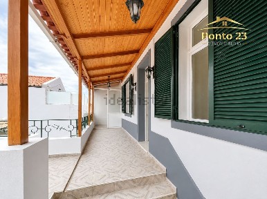Apartamento T2 à venda em São Pedro
